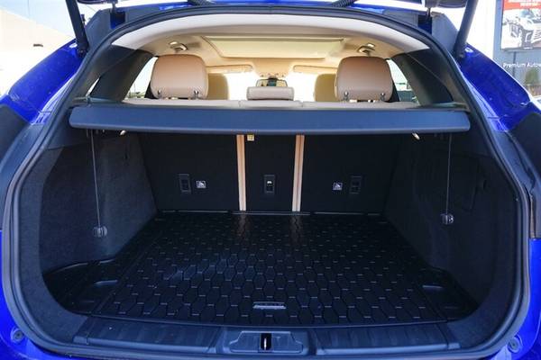 2018 Jaguar F-PACE AWD All Wheel Drive 25t Premium SUV - cars & for sale in Bellingham, WA – photo 8