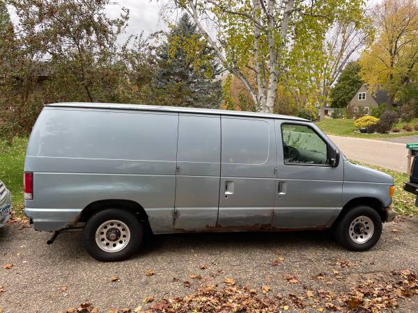 Ford E150 cargo van for sale in Lakeville, MN – photo 3