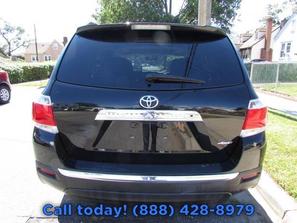 2013 Toyota Highlander Limited AWD 4dr SUV SUV - - by for sale in Uniondale, NY – photo 6