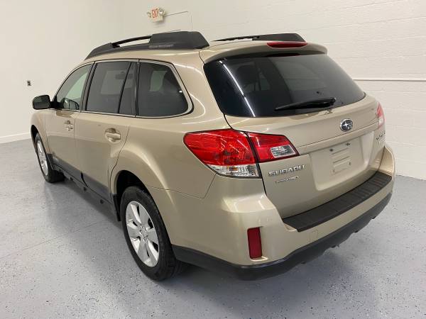 2010 Subaru Outback AWD - cars & trucks - by dealer - vehicle... for sale in Pinellas Park, FL – photo 4