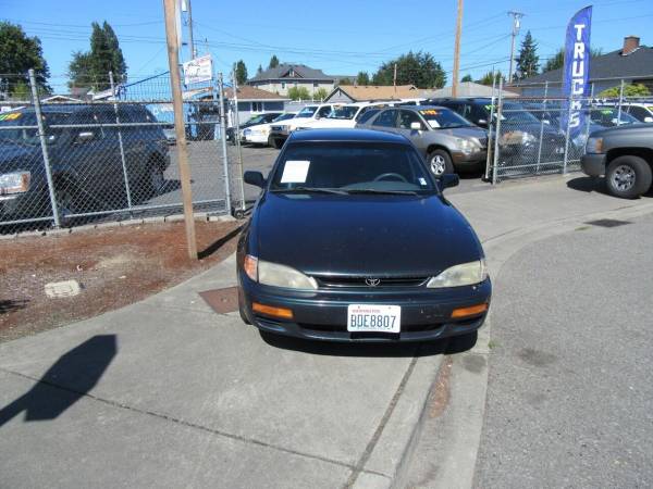 1995 Toyota Camry LE 4dr Sedan - Down Pymts Starting at $499 - cars... for sale in Marysville, WA – photo 2