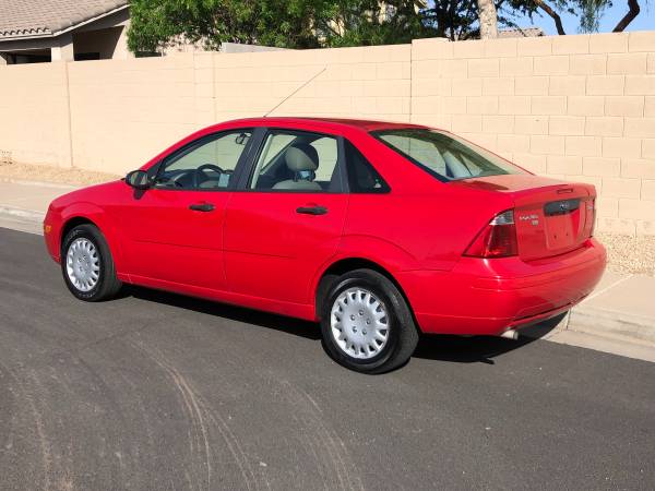 2005 Ford Focus SE ZX4 “1 owner, 110,000 miles, must see car” for sale in Phoenix, AZ – photo 4