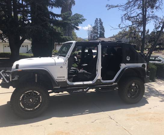 2015 Jeep Wrangler Sport Unlimited for sale in Thousand Oaks, CA – photo 4