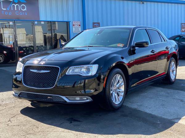 2015 CHRYSLER 300 LIMITED LOW MILES FULLY LOADED *HOLIDAYS SPECIAL*... for sale in Sacramento , CA