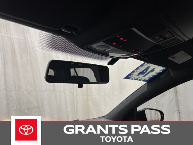 2014 Volkswagen Golf GTI 2.0T Wolfsburg Edition 4-Door FWD for sale in Grants Pass, OR – photo 15