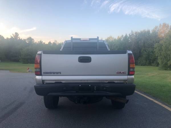 2005 GMC SIERRA CREW CAB LS 6.0 GAS 4X4 for sale in Hampstead, NH – photo 4