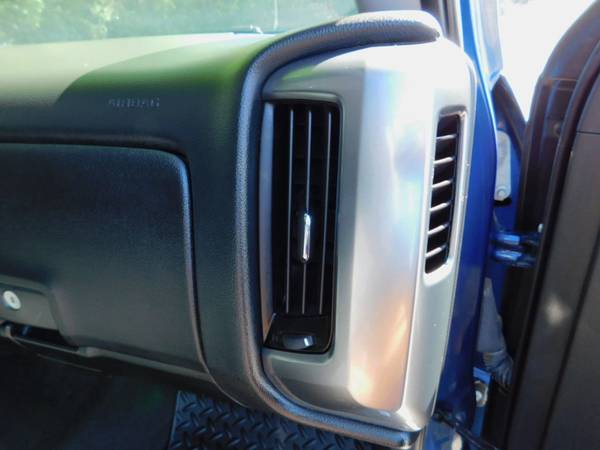 2017 *Chevrolet* *Silverado 1500* *4WD Crew Cab 143.5 L for sale in Fayetteville, AR – photo 6