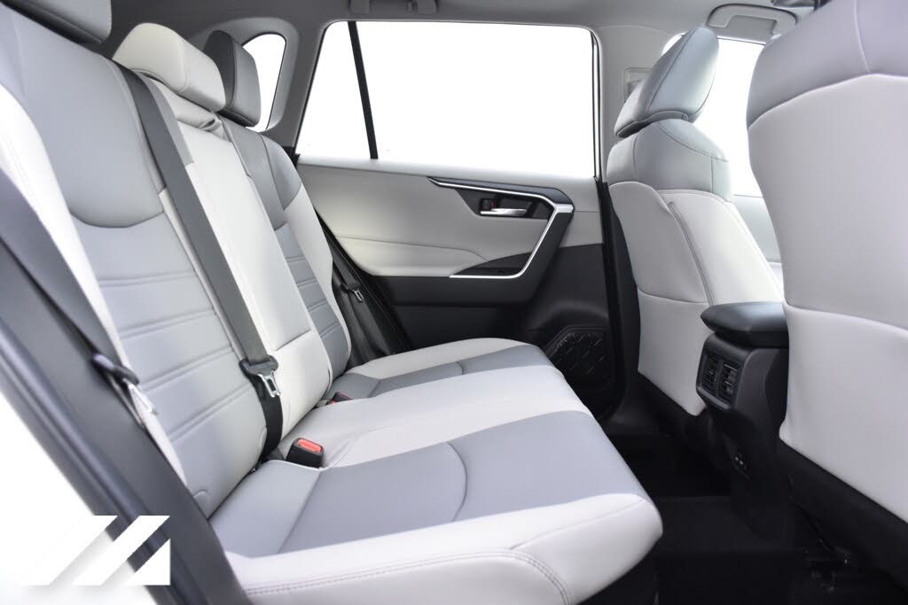 2022 Toyota RAV4 Hybrid XLE Premium AWD for sale in Saint Paul, MN – photo 30