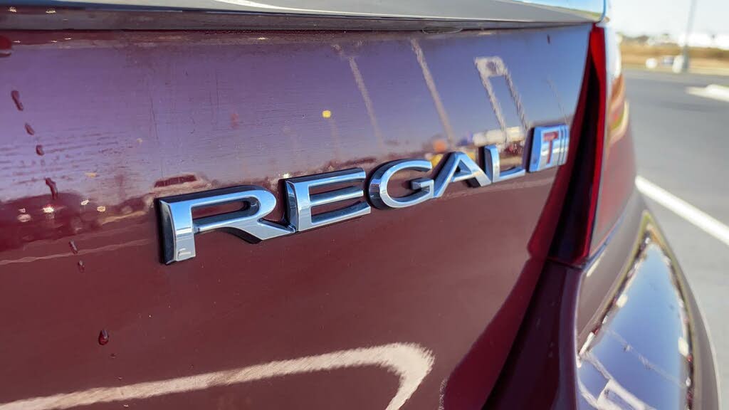 2016 Buick Regal Premium II Sedan FWD for sale in Springfield, MO – photo 8