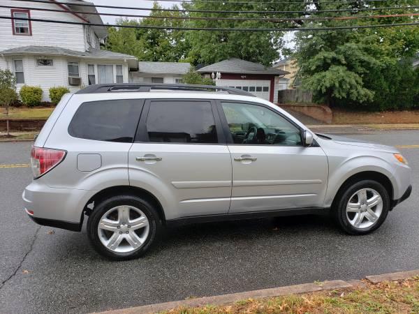 2009 Subaru forester Awd for sale in Yonkers, NY