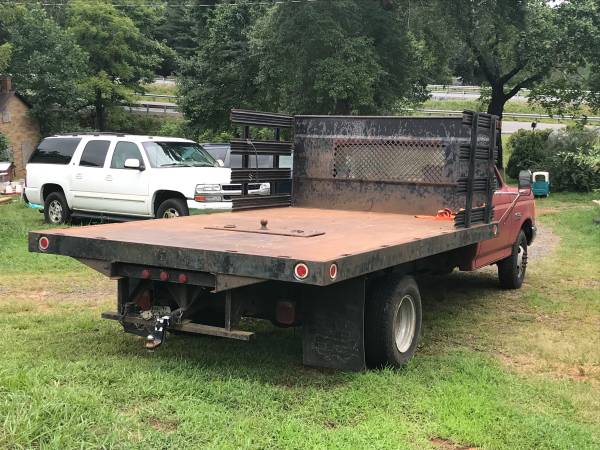1990 FORD F350 FLAT BED STAKE SIDE for sale in Pratts, VA – photo 2