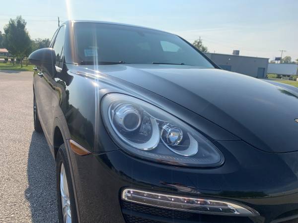 2012 Porsche Cayenne S 4 8L V8 Up-to-date Maintenance - cars & for sale in Jeffersonville, KY – photo 21