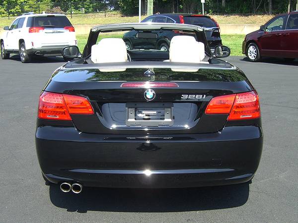 ► 2011 BMW 328i - POWER HARDTOP CONVERTBILE with ONLY 79k MILES !! for sale in Feeding Hills, MA – photo 4