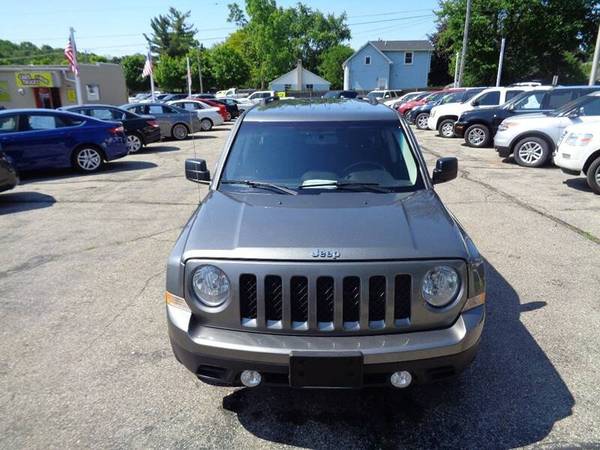 2013 Jeep Patriot Latitude ~ 4x4 Sporty SUV ~ Guaranteed Financing ! for sale in Howell, MI – photo 8