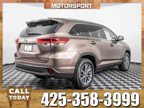 *SPECIAL FINANCING* 2019 *Toyota Highlander* XLE AWD for sale in Lynnwood, WA – photo 5