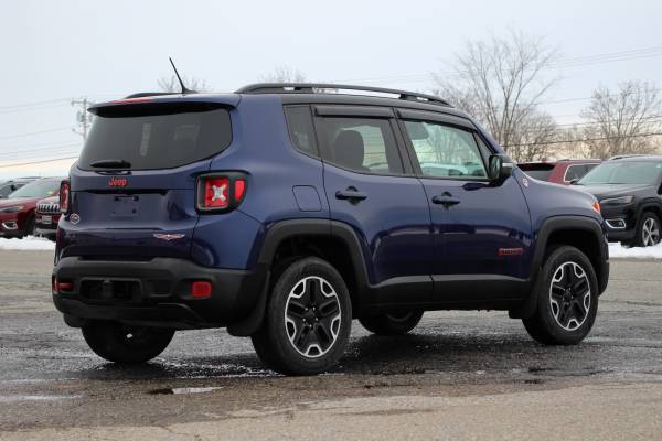 2016 JEEP RENEGADE TRAILHAWK 4X4 - - by dealer for sale in Middlebury, VT – photo 5