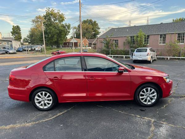 2014 Volkswagen Jetta SE FULLY-LOADED RELIABLE GAS SAVER for sale in Saint Louis, MO – photo 4