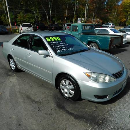 2005 Toyota Camry - LE - V6 - 165k - runs/drives 100 - new sticker for sale in Rochester, ME – photo 3
