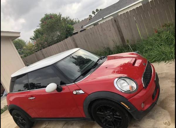 2013 Mini Cooper - cars & trucks - by owner - vehicle automotive sale for sale in Edcouch, TX – photo 4
