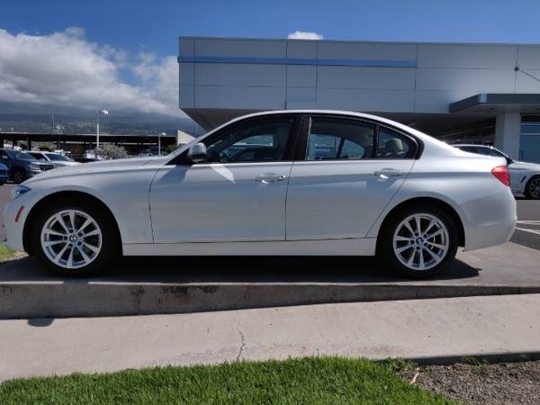 2018 BMW 3-Series 320i - - by dealer - vehicle for sale in Kailua-Kona, HI – photo 9