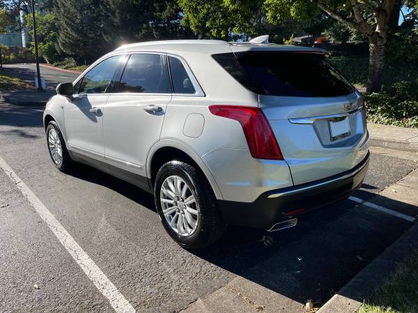 2017 Cadillac XT5 luxury - LOW MILES for sale in Portland, OR – photo 6