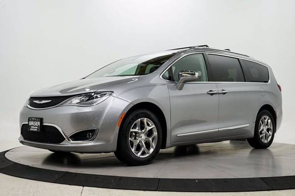 2018 Chrysler Pacifica Limited - cars & trucks - by dealer - vehicle... for sale in Bloomington, MN – photo 4