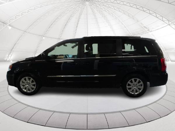 2016 Chrysler Town and Country TOURING - Try - - by for sale in Jackson, MO – photo 6