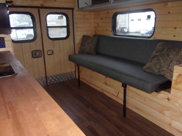 1998 Ford E350 RV Ambulance Conversion - - by dealer for sale in Galion, OH – photo 9