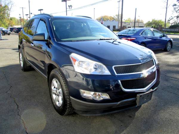 2011 Chevrolet Traverse AWD 4dr LS - cars & trucks - by dealer -... for sale in Fairless Hills, PA – photo 3