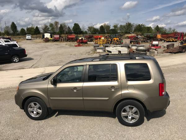 ***2011 Honda Pilot V6 EX-L with DVD AWD*** 1 Owner/ZERO Accidents!! for sale in Finchville, KY – photo 7