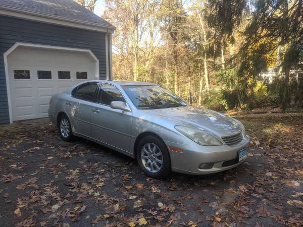 2004 Lexus ES330 - Loaded - Silver - Daily Driver - cars & trucks -... for sale in Norwalk, NY – photo 10