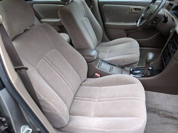 ONLY 48,000 MILES- OWNED BY A RETIREE -TOYOTA CAMRY XLE - SIDE AIRBAGS for sale in Powder Springs, TN – photo 16