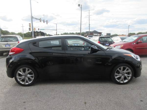 2016 Hyundai Veloster Hatchback - Automatic - Wheels - Low Miles for sale in Des Moines, IA – photo 5