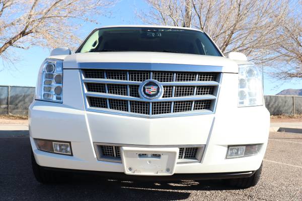 2013 Cadillac Escalade ESV Platinum A.W.D With Brown Interior! -... for sale in Albuquerque, NM – photo 2