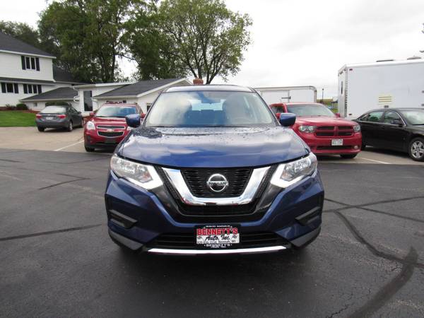 2018 Nissan Rogue S for sale in Neenah, WI – photo 3