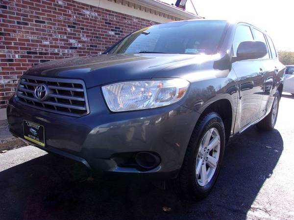2010 Toyota Highlander Seats-8 AWD, 151k Miles, P Roof, Grey, Clean for sale in Franklin, MA – photo 7
