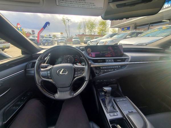 2019 Lexus ES 300h LUXURY Sedan - - by dealer for sale in Boise, ID – photo 7
