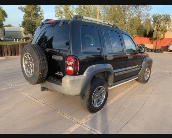 2005 Jeep Liberty Renegade 4X4 - - by dealer - vehicle for sale in Mesa, AZ – photo 5