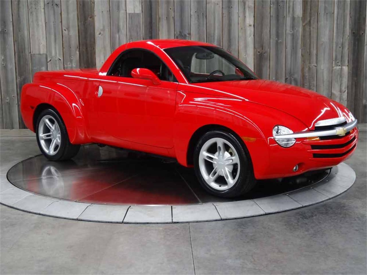 2004 Chevrolet SSR for sale in Bettendorf, IA – photo 9