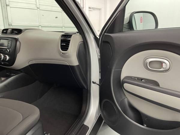 2019 Kia Soul Base - - by for sale in PUYALLUP, WA – photo 21
