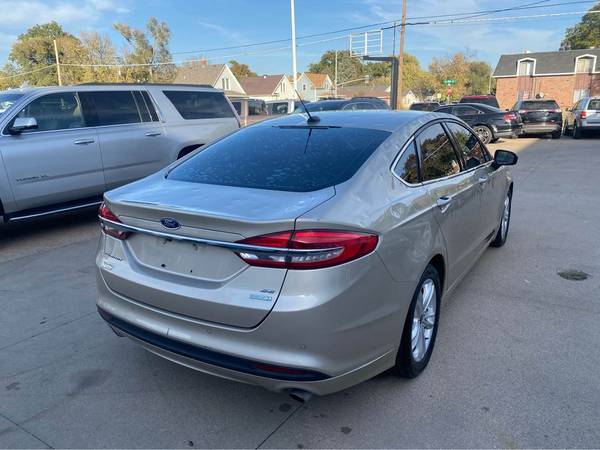 2018 Ford Fusion SE - - by dealer - vehicle automotive for sale in Lincoln, NE – photo 9