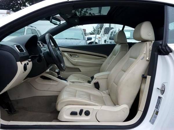 2008 Volkswagen Eos Lux - - by dealer - vehicle for sale in Other, NY – photo 19