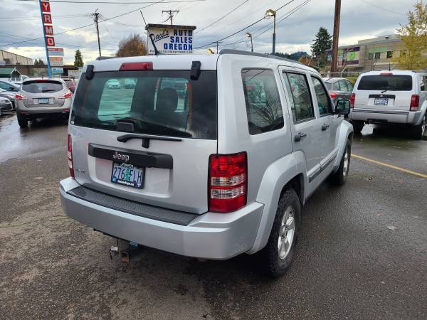 2011 JEEP LIBERTY 4X4 **BAD CREDIT IS NO PROBLEM HERE!!!** - cars &... for sale in Eugene, OR – photo 6