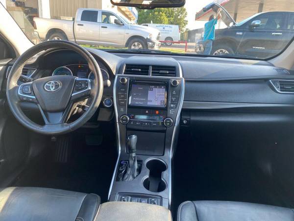 2015 Toyota Camry Hybrid XLE 4dr Sedan FREE CARFAX ON EVERY VEHICLE!... for sale in Sapulpa, OK – photo 10