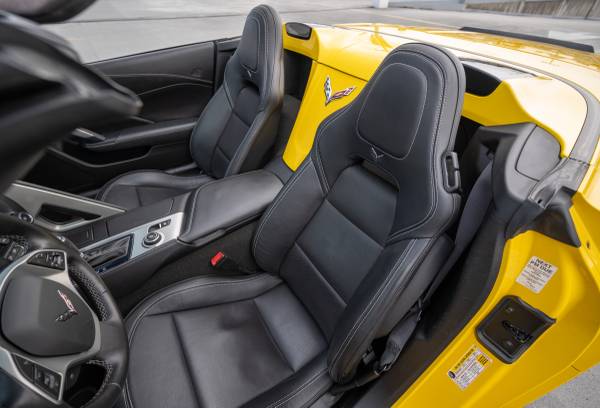 2015 Chevrolet Corvette Stingray 3LT - - by dealer for sale in Redmond, WA – photo 18