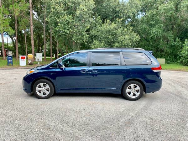 2012 Toyota Sienna LE for sale in TAMPA, FL – photo 9