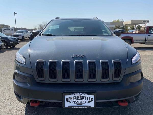 2014 Jeep Cherokee Trailhawk - cars & trucks - by dealer - vehicle... for sale in Brighton, WY – photo 8