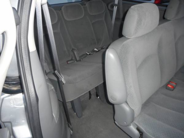 2006 Dodge Grand Caravan very clean Low Miles stow&go cold air run new for sale in Hallandale, FL – photo 13