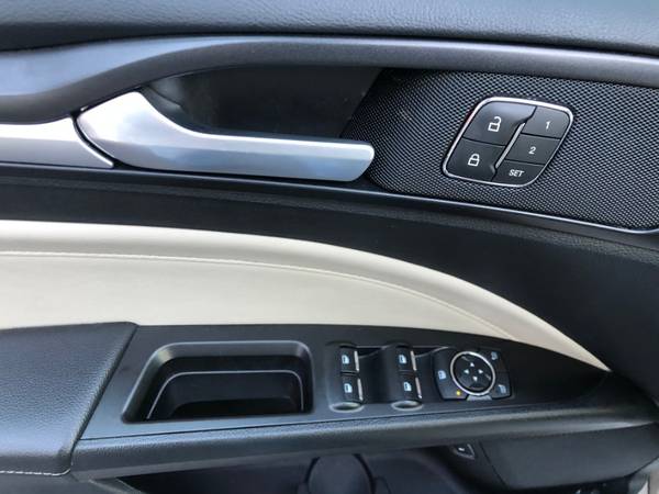 Check Out This Spotless 2018 Ford Fusion Hybrid with only 18,879 Miles for sale in Chelsea, MA – photo 20