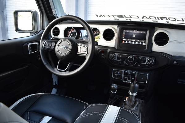 2021 Jeep Gladiator Sport S 4x4 4dr Crew Cab 5.0 ft. SB Pickup Truck... for sale in Miami, ID – photo 24